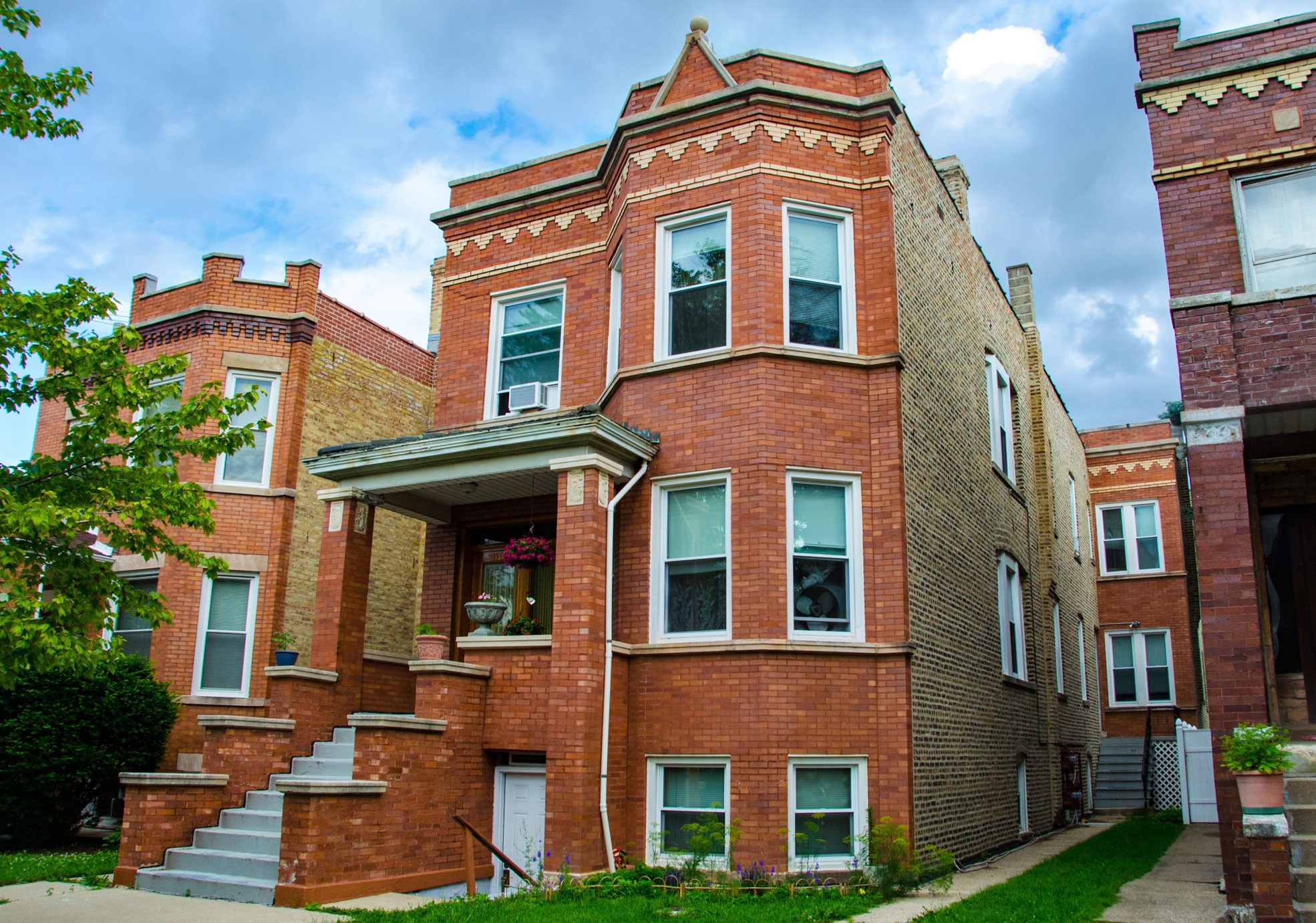 Deconverting a Chicago 2-Flat or 3-Flat to a Single-Family Home